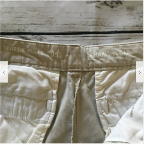 Khakis By Gap Boyfriend Roll Up Shorts Women’s Beige Pockets - Picture 3 of 9